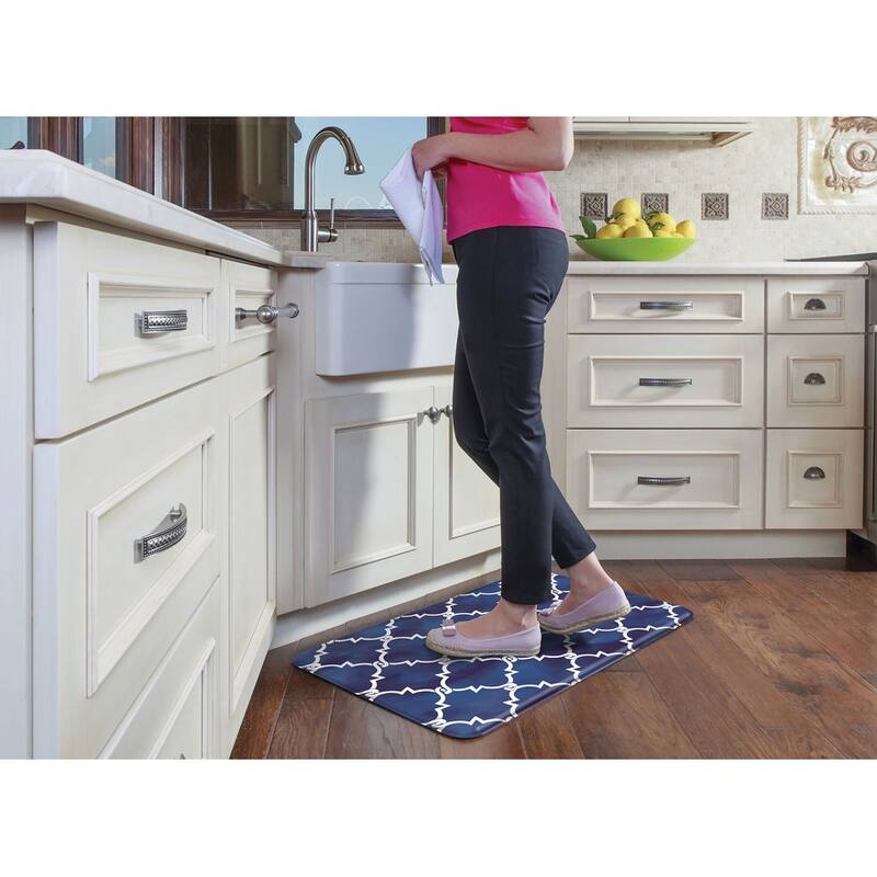 Decorative AntiFatigue Memory Foam Mats 30" x 20" Indigo Quatrefoil